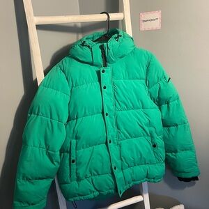 BCBGeneration Vibrant Green Women’s Puffer Coat